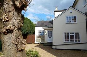 2 bedroom Detached t...